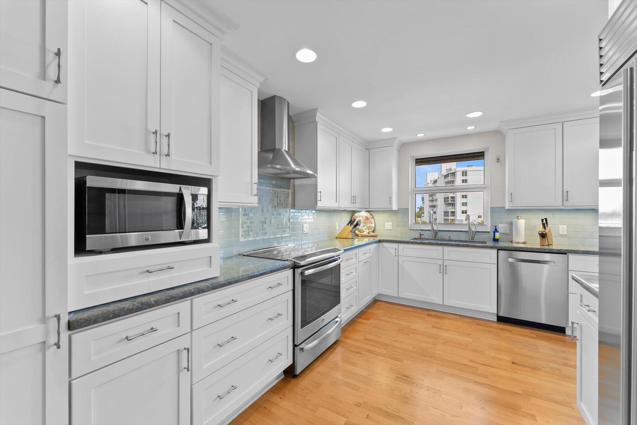 2150 S Ocean Boulevard 2f