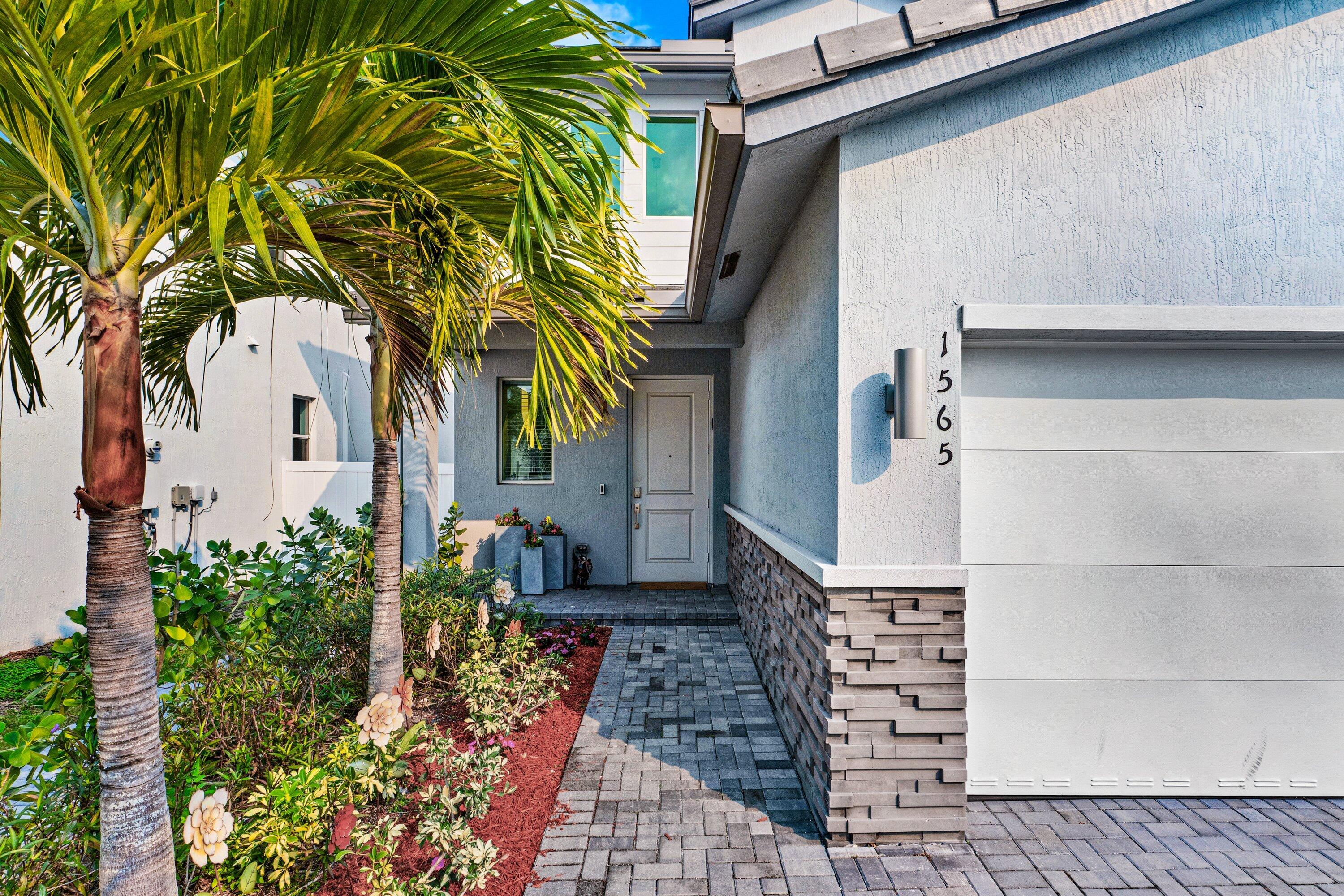 1565 Verawood Lane
