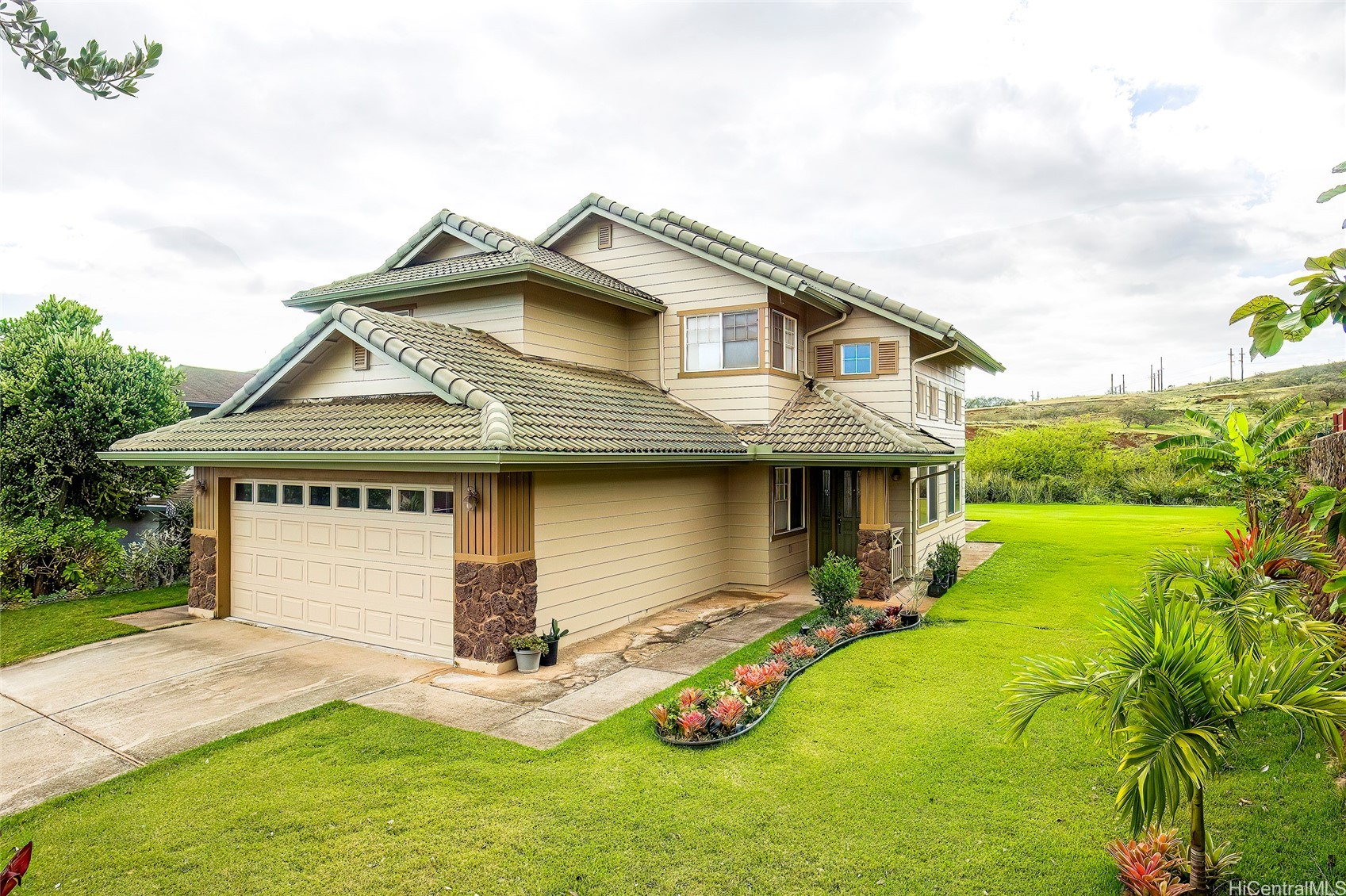 92-6102 Puapake Street