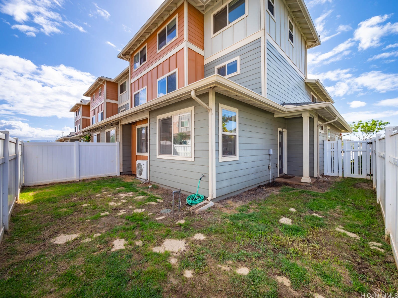 91-1081 Iwikuamoo Street 1101