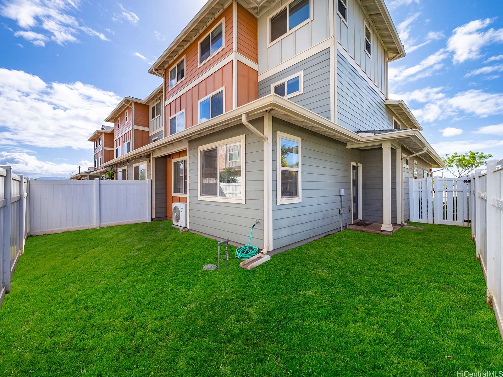 91-1081 Iwikuamoo Street 1101