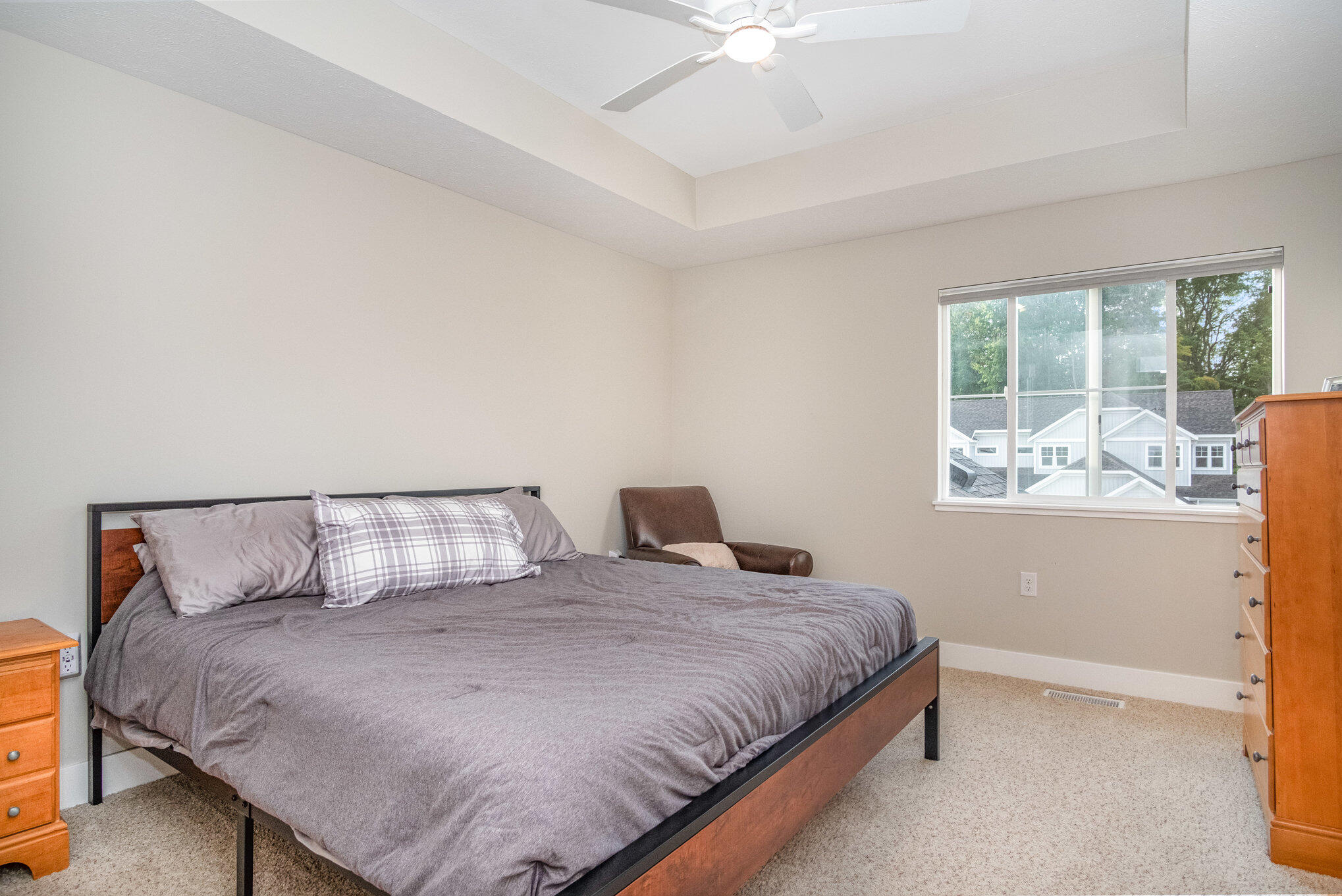 2351 Watertown Way NE, 6