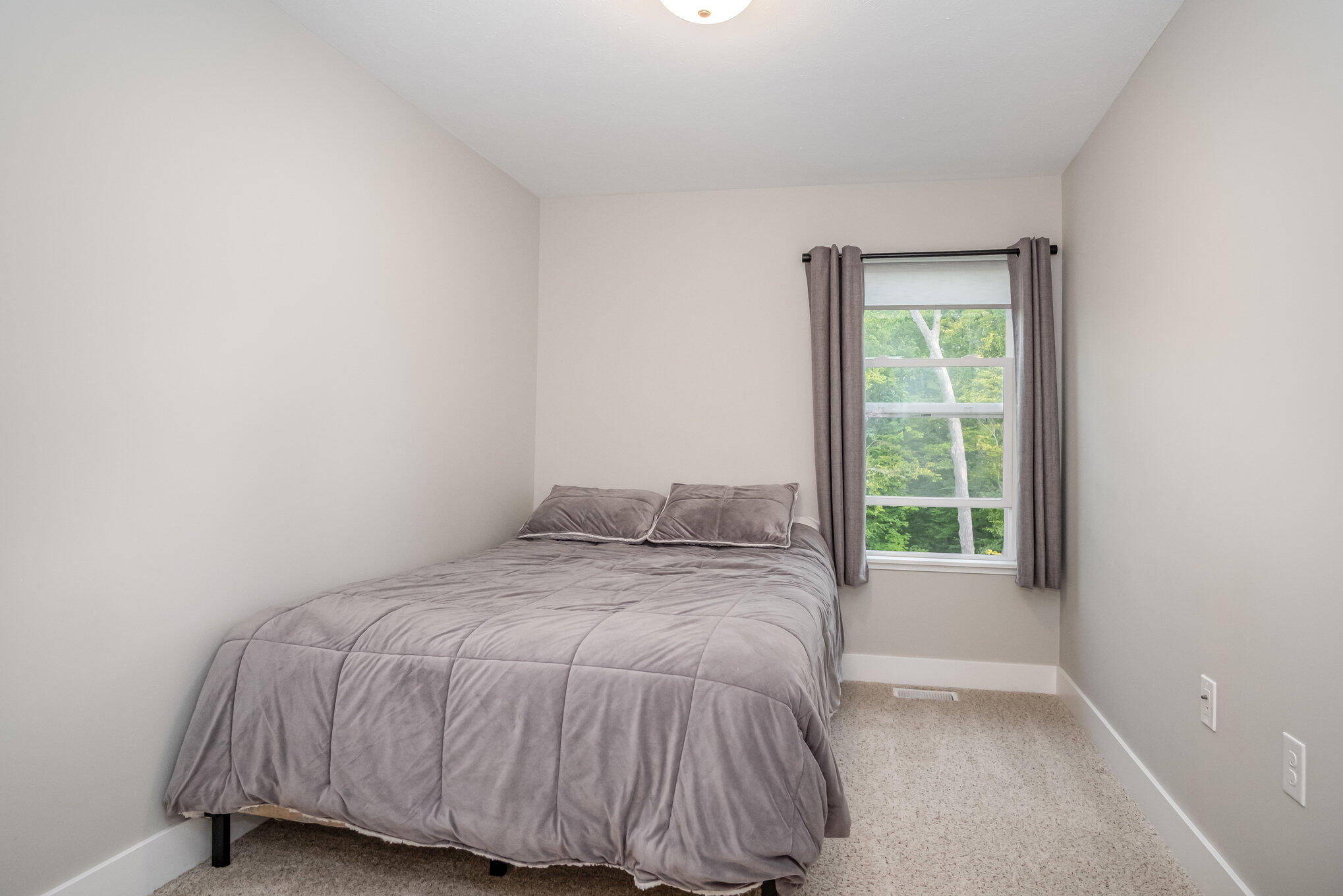 2351 Watertown Way NE, 6