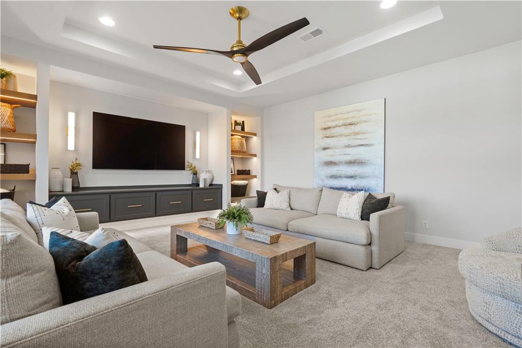 17016 Lucille Street