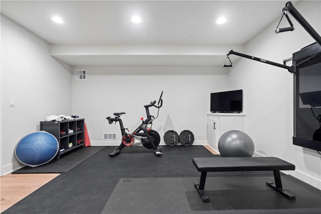 17016 Lucille Street