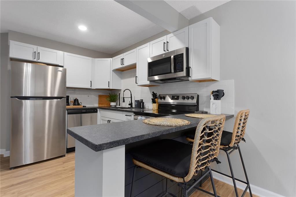 1506 W 25th Court Unit: E12