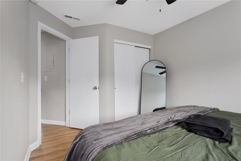 1506 W 25th Court Unit: E8