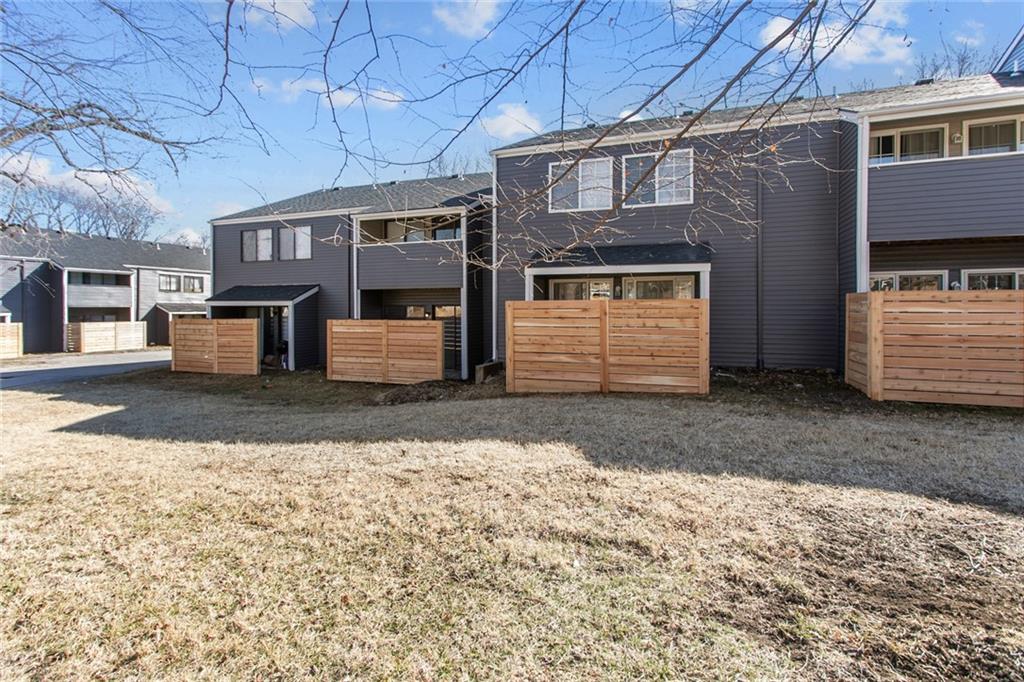 1506 W 25th Court Unit: E8