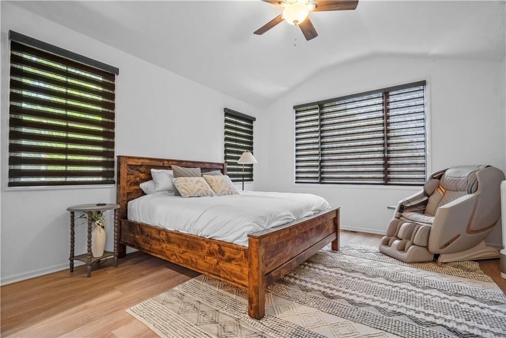 38 Lakeview Lane