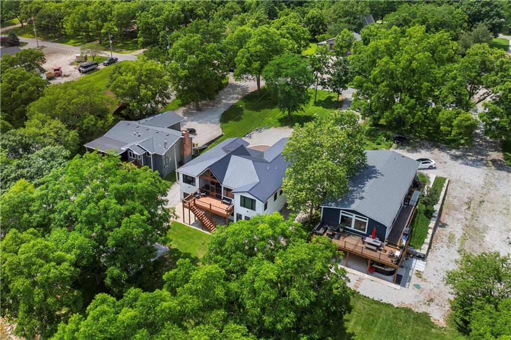 38 Lakeview Lane