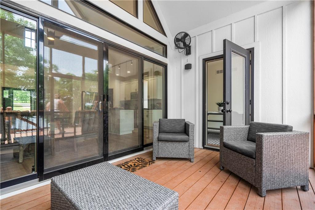 38 Lakeview Lane