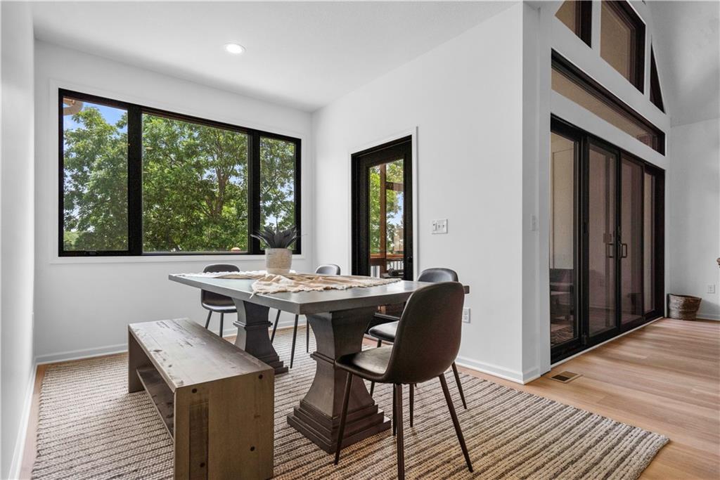38 Lakeview Lane