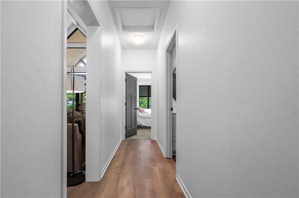 38 Lakeview Lane
