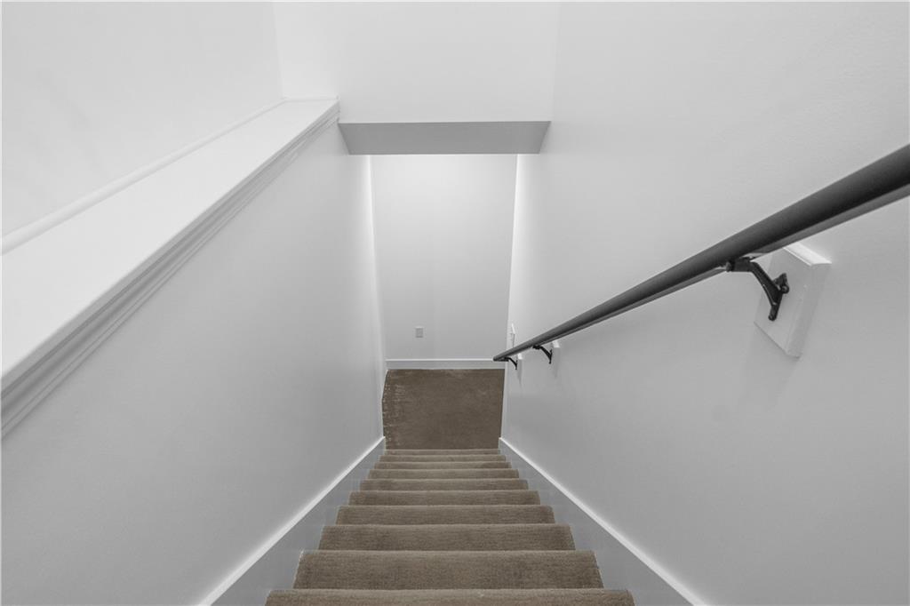 38 Lakeview Lane