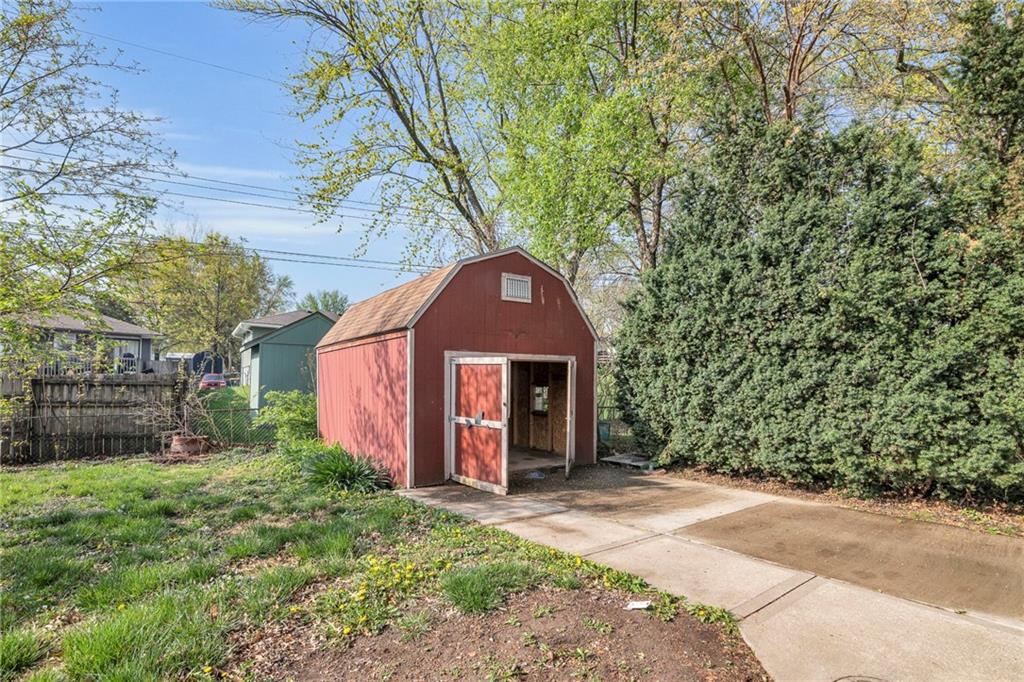 15319 E 48th Terrace