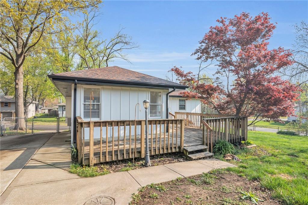 15319 E 48th Terrace