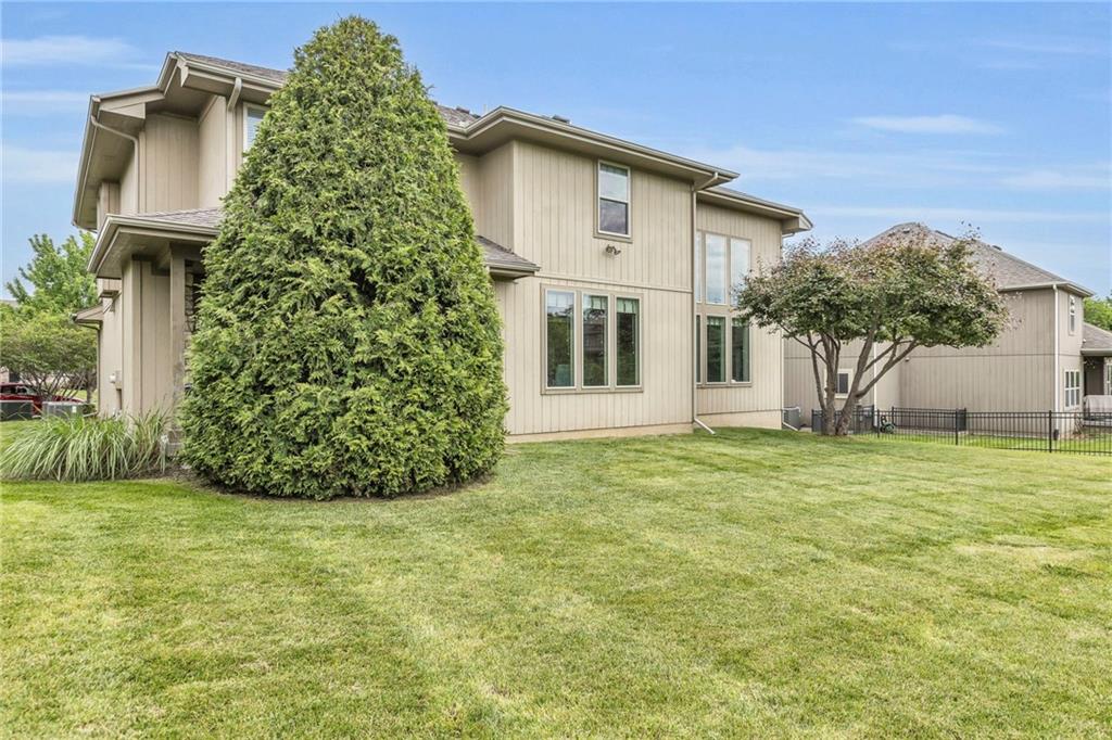 25203 W 97th Terrace