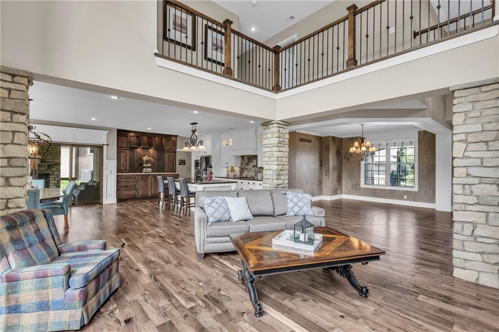 25203 W 97th Terrace