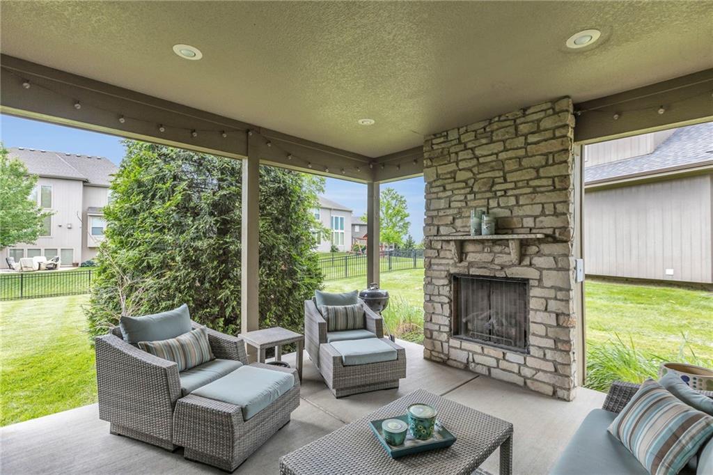 25203 W 97th Terrace