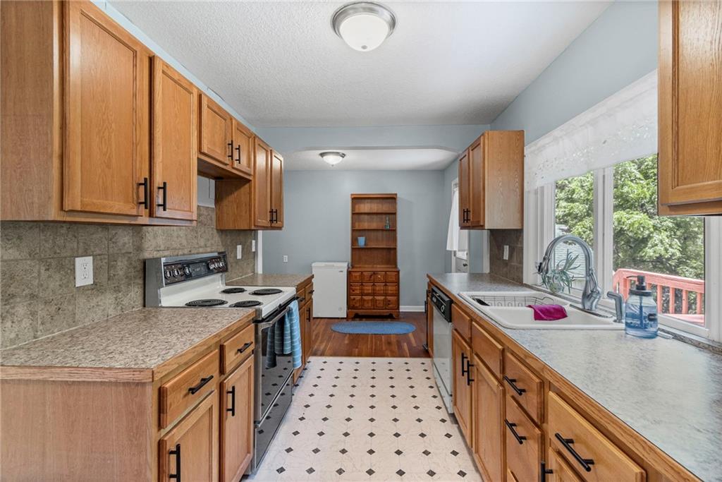 3509 NE Monterey Avenue