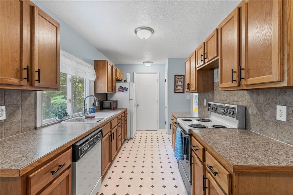 3509 NE Monterey Avenue