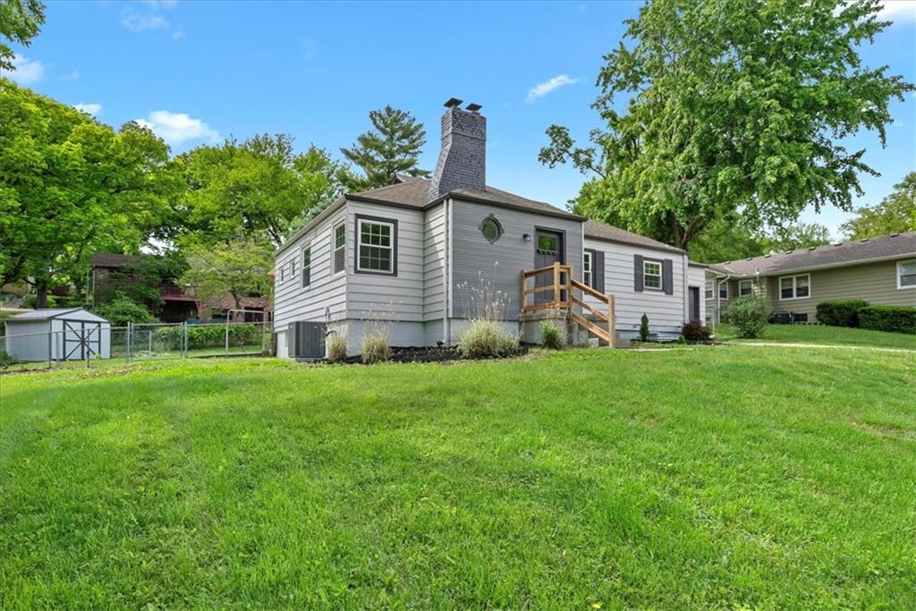 4126 NW Willow Drive