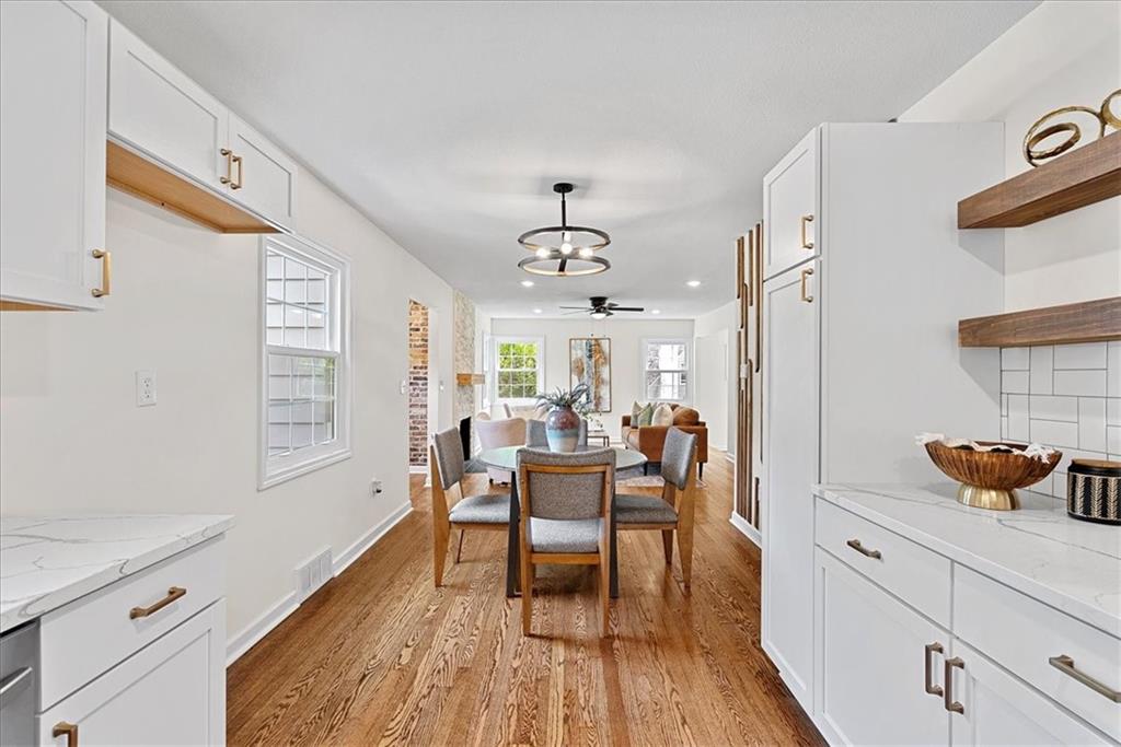 4126 NW Willow Drive