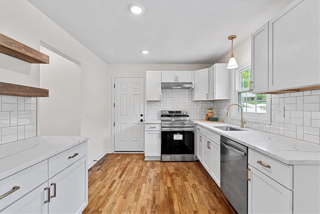 4126 NW Willow Drive