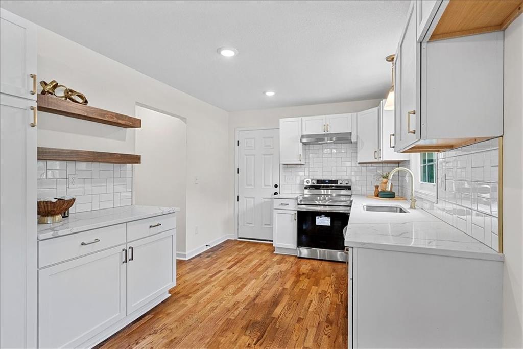 4126 NW Willow Drive