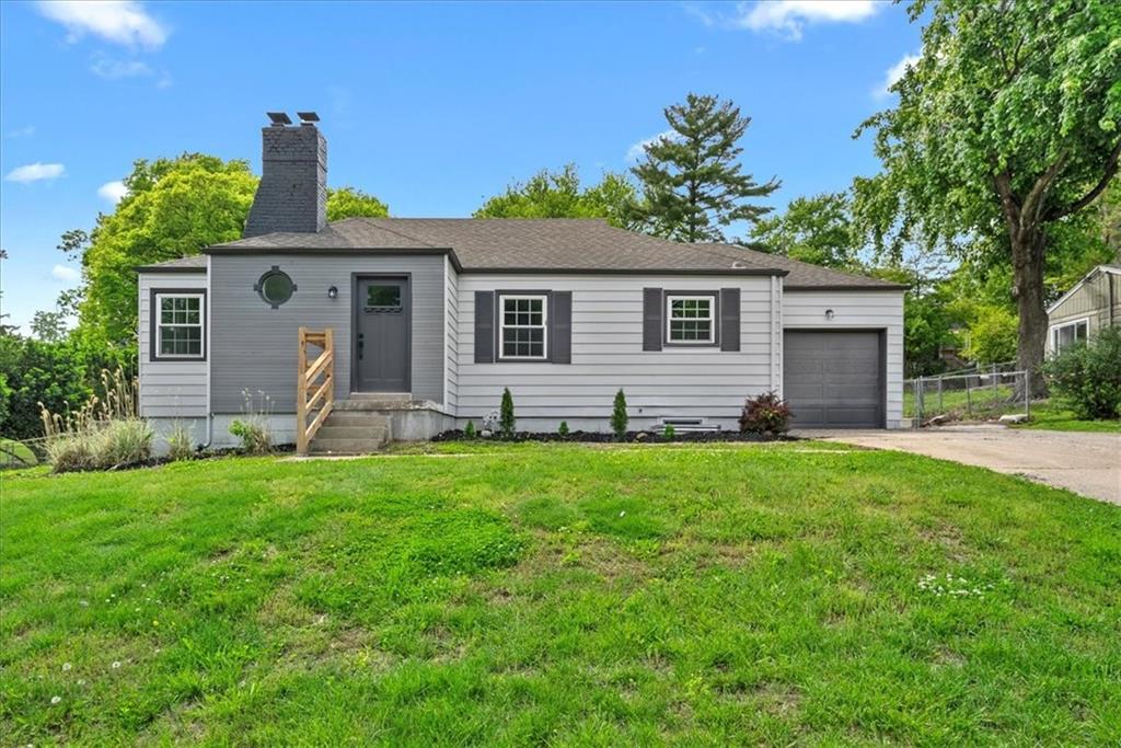 4126 NW Willow Drive