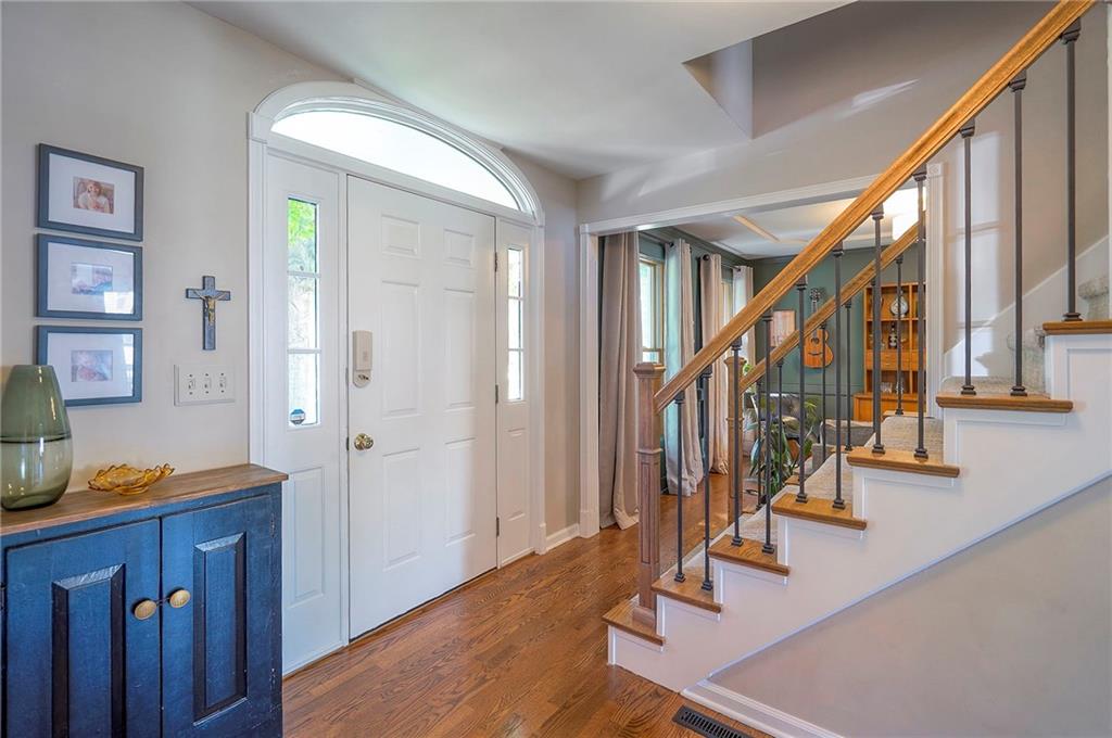 2007 NE Newport Court