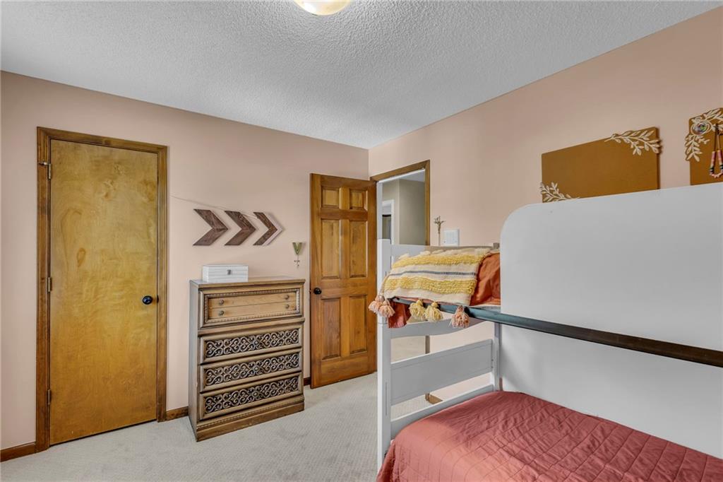 2007 NE Newport Court