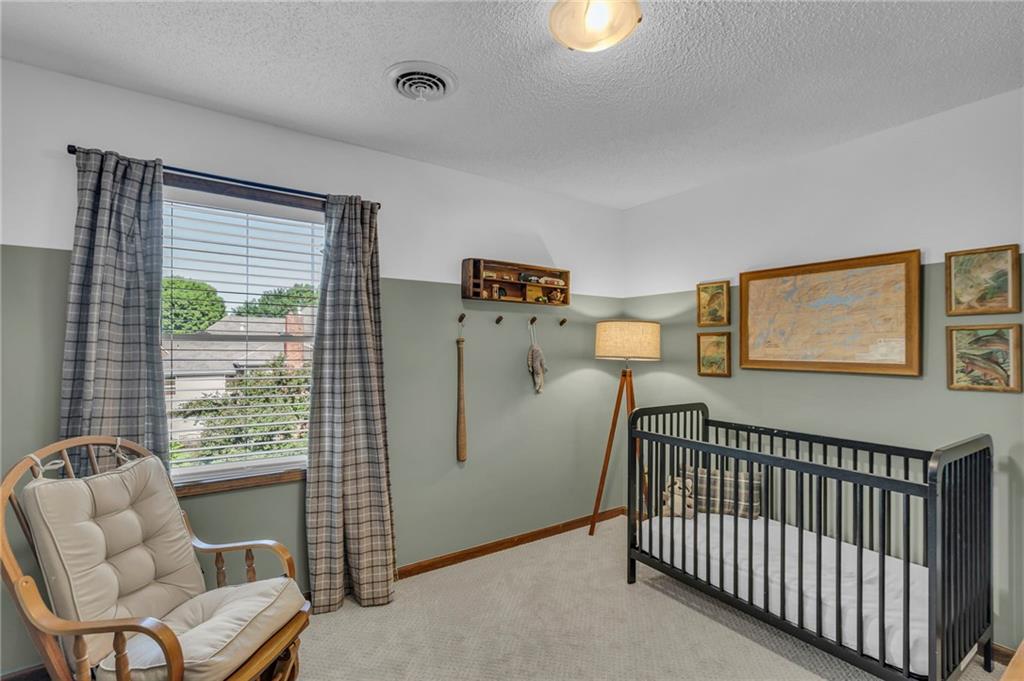 2007 NE Newport Court