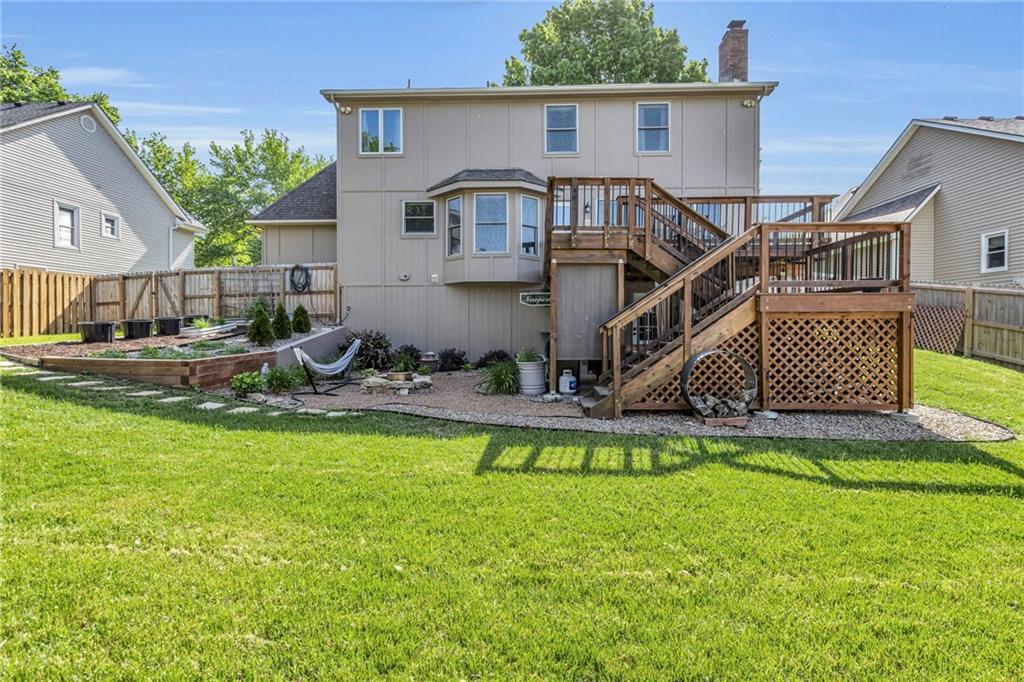 2007 NE Newport Court