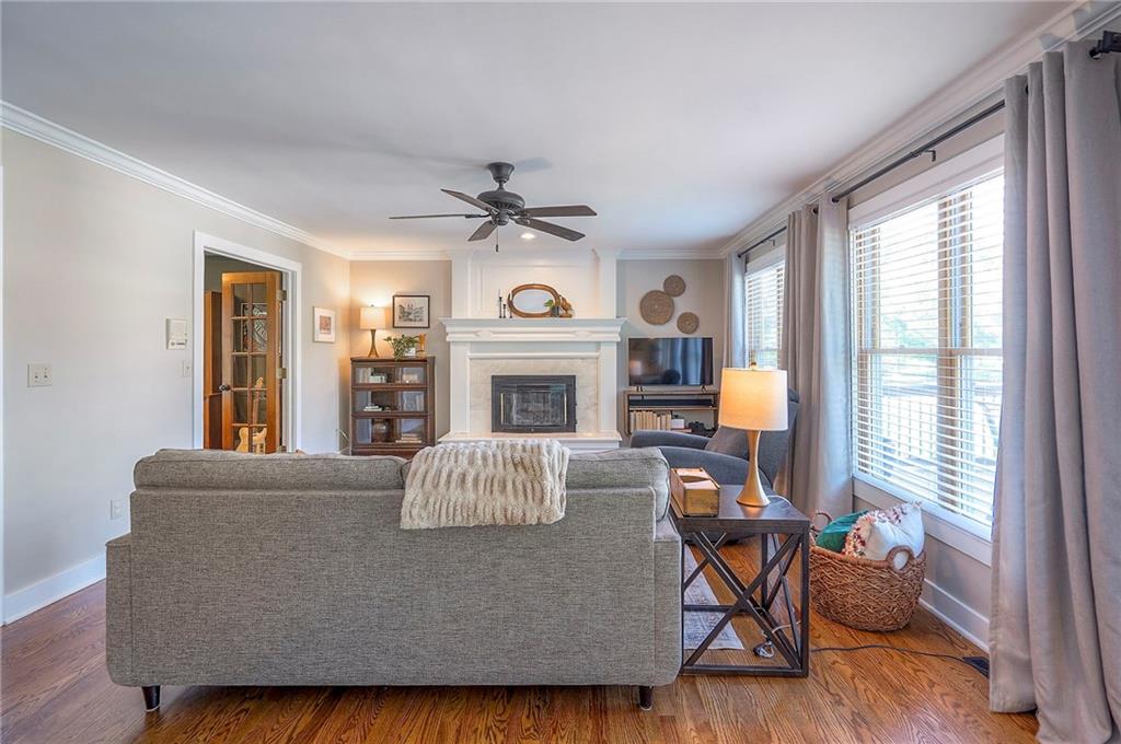 2007 NE Newport Court