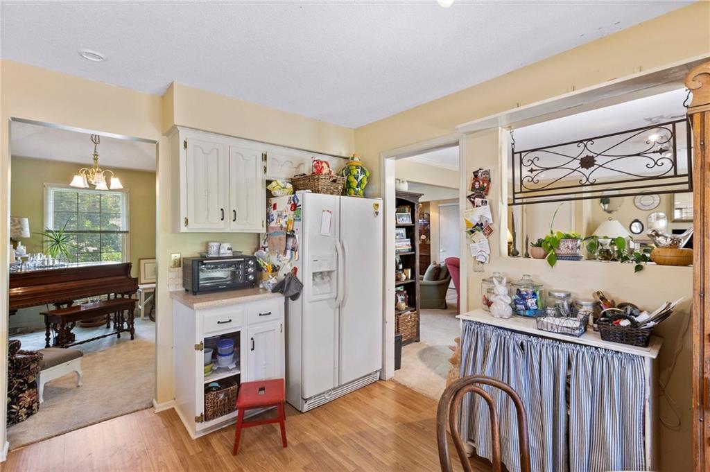 824 E Johnston Street