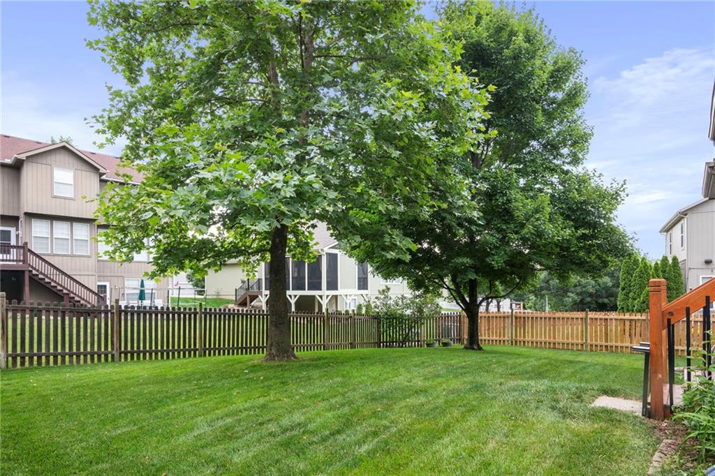 19746 W 105th Terrace
