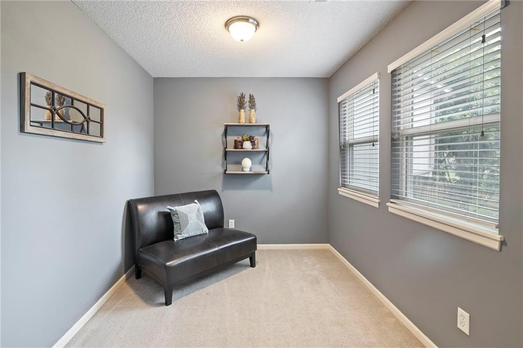 19746 W 105th Terrace