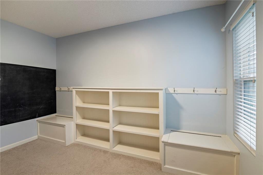 19746 W 105th Terrace