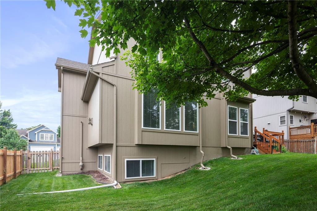 19746 W 105th Terrace