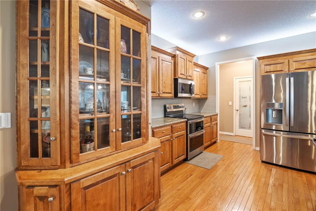 19746 W 105th Terrace