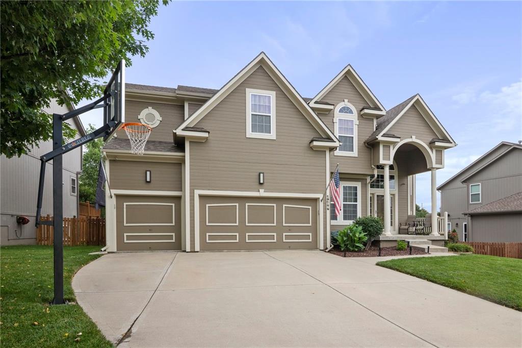 19746 W 105th Terrace