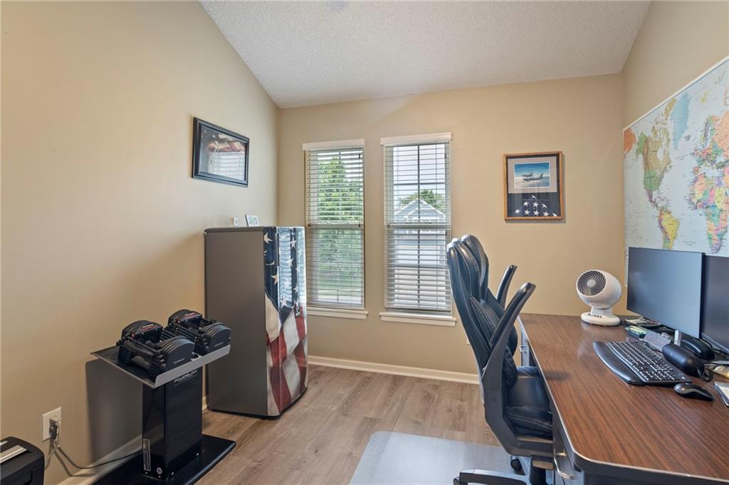 19746 W 105th Terrace