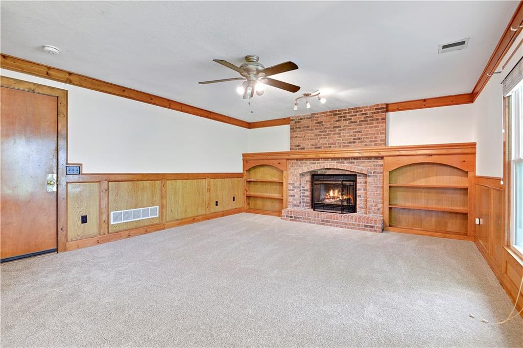 819 N Arroyo Drive
