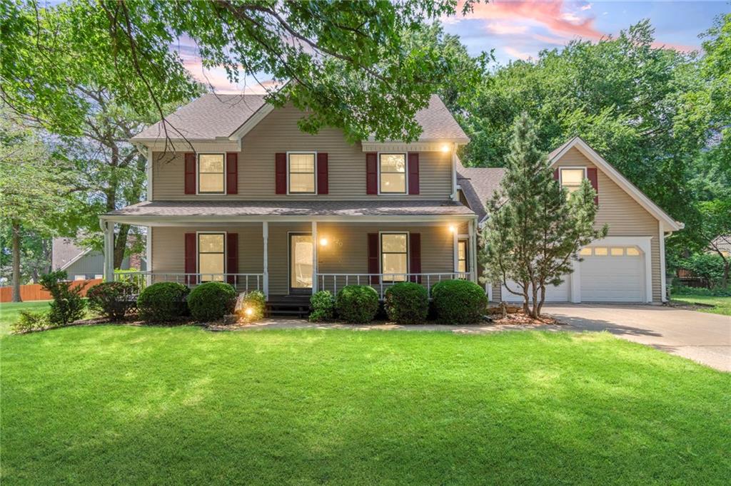 320 SW Raven Court
