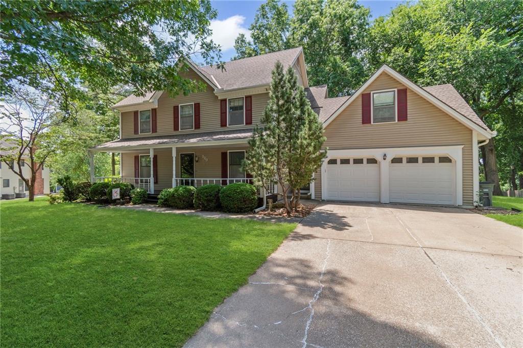 320 SW Raven Court