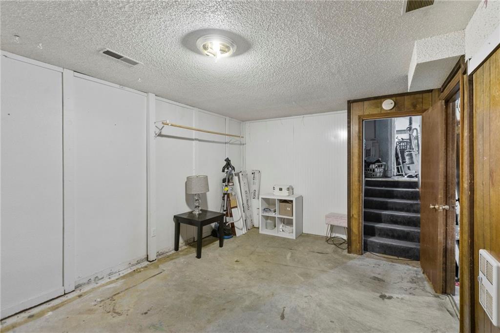 1417 W SPRUCE Street