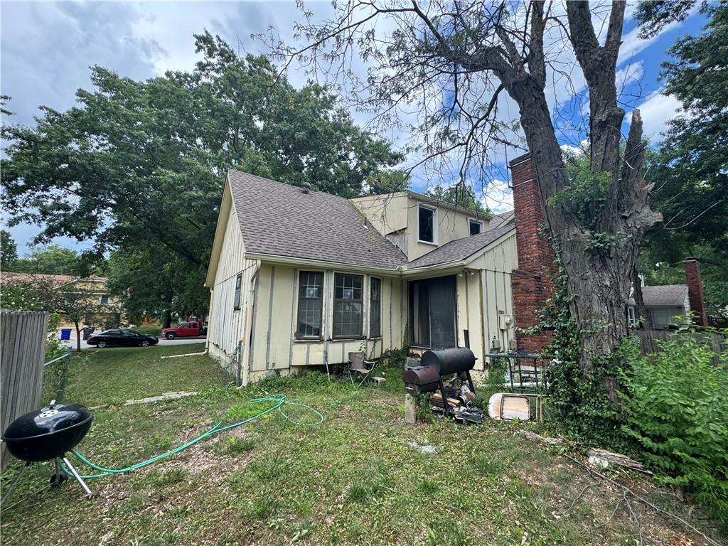 1421 E Stagecoach Drive