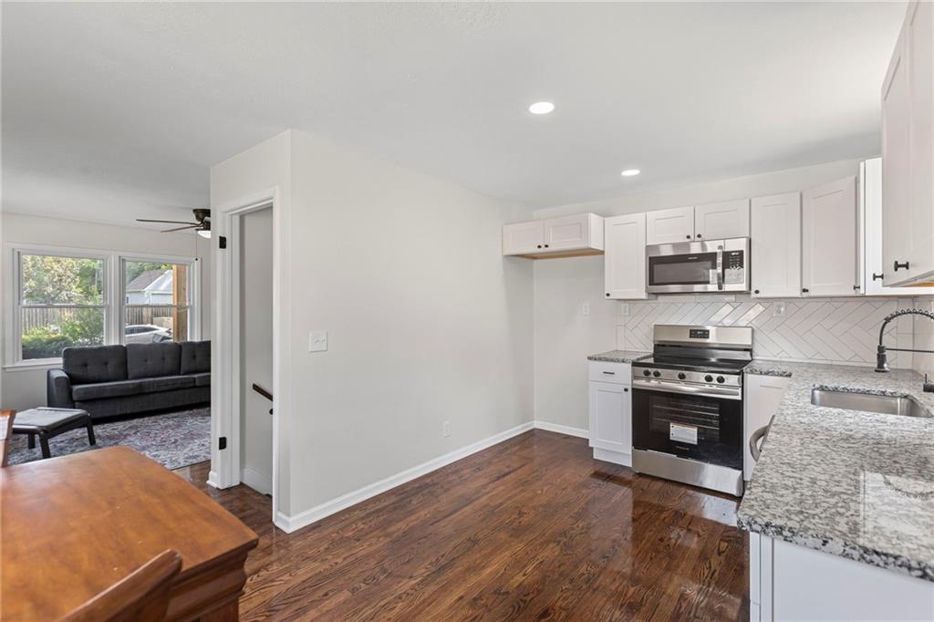 305 E Whitney Street