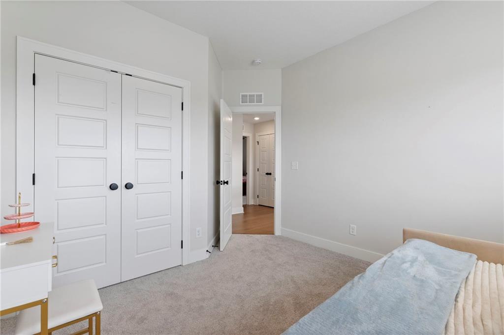 1005 Bridgeshire Drive